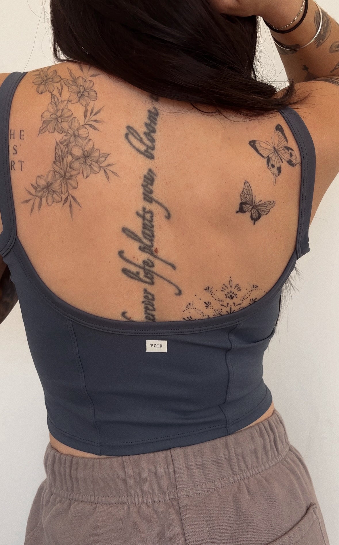 Tank with U-Shaped Back